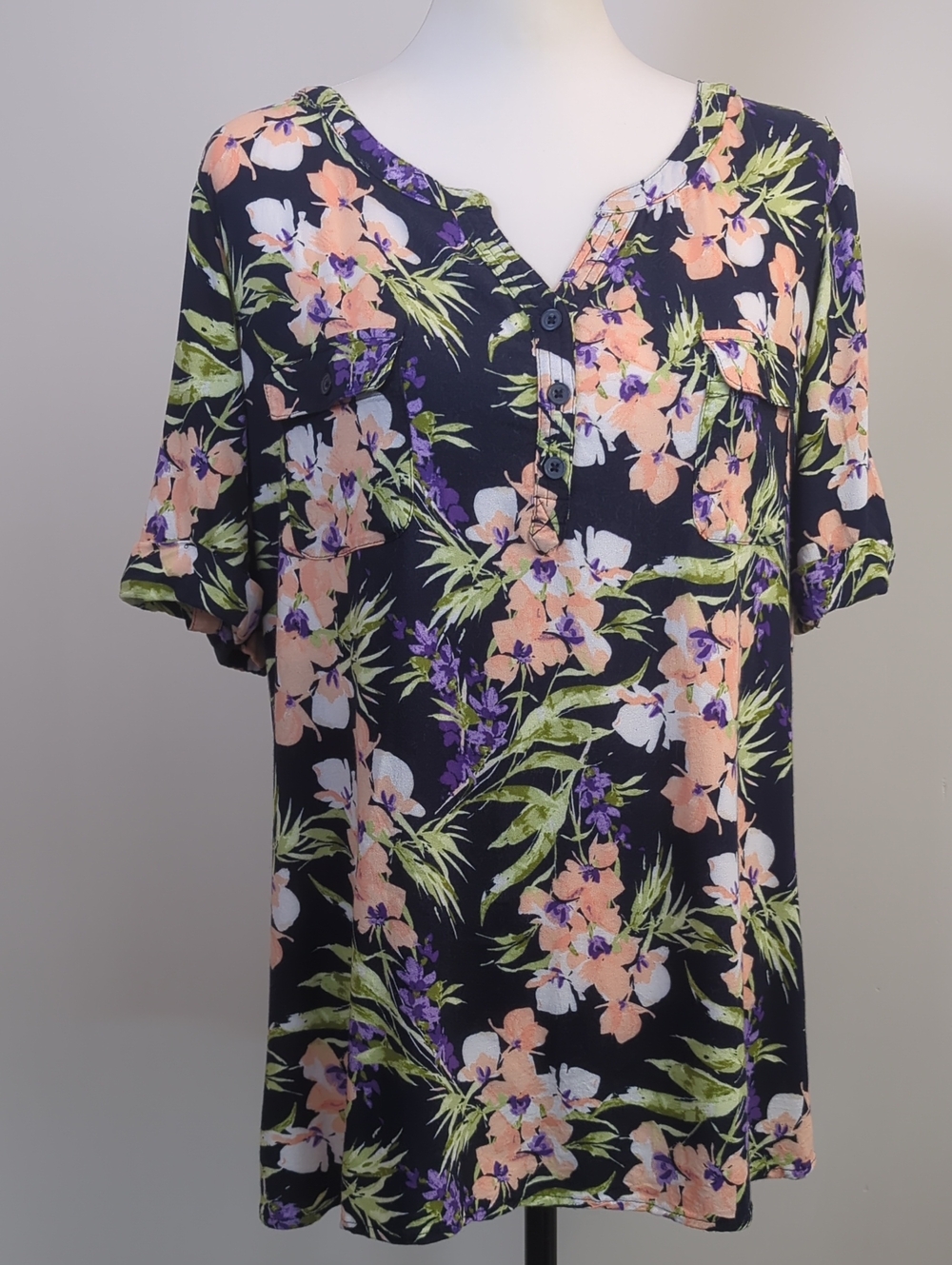 Croft & Barrow Split-Neck Tropical Floral Henley Blouse LARGE